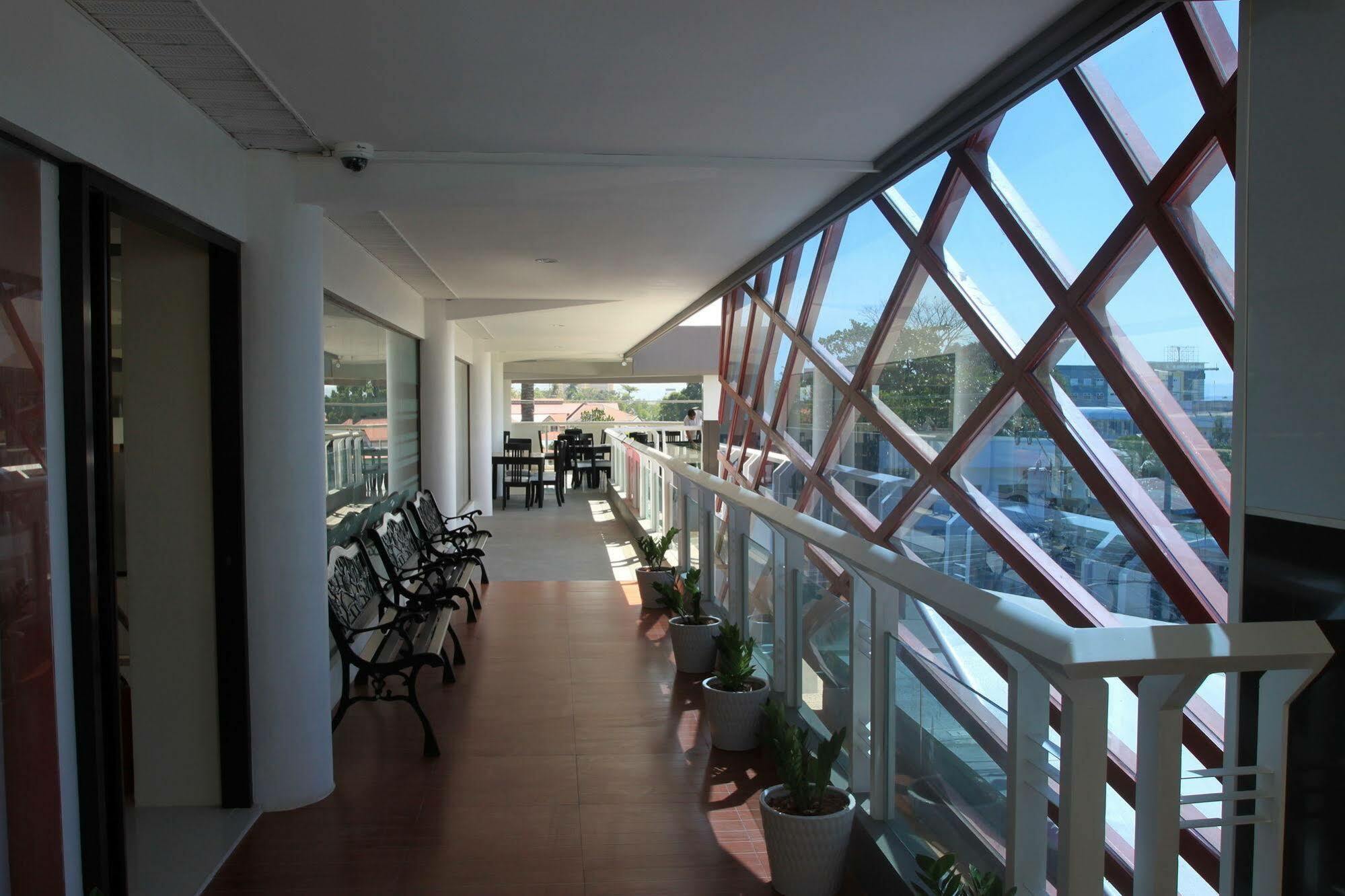 Sumo Asia Hotels - Davao City מראה חיצוני תמונה